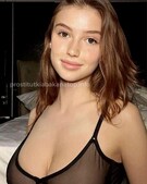 Анкета проститутки Карина - метро Ломоносовский, возраст - 23